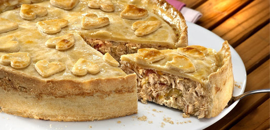 Slice of Chicken Pie- Fatia de Empadão de frango-Casa Manioca